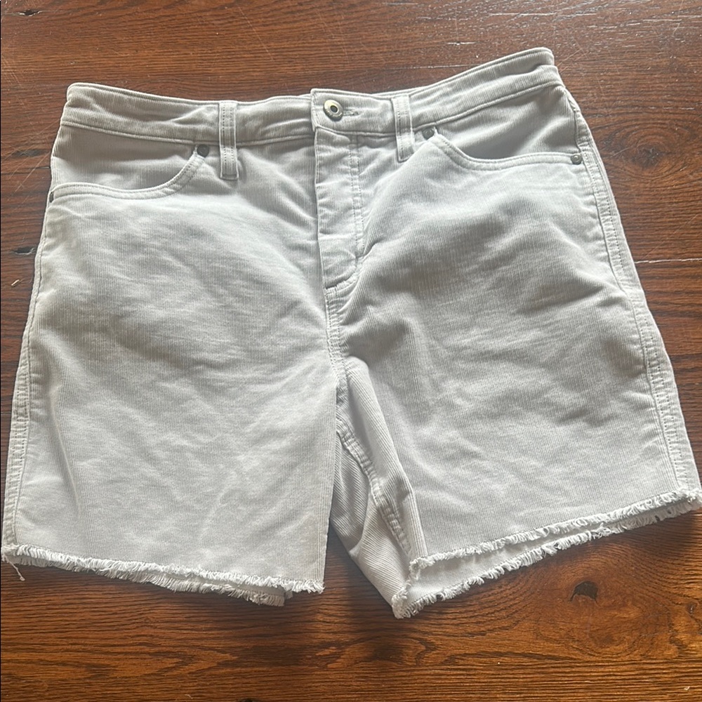Carve Designs White Women's Frayed Hem Shorts